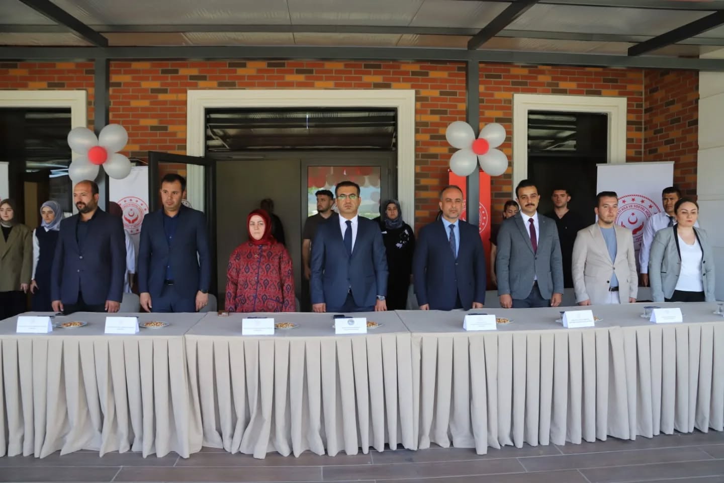 “Bilginin Yaşı Yok” Yarışmasında Ulu Çınarlar Bilgileriyle Yarıştı