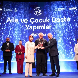 Bakanımız Göktaş, "Dijital Anafor: Ekran Bağımsızlığı Zirvesi"nde konuştu - fotoğraf 8