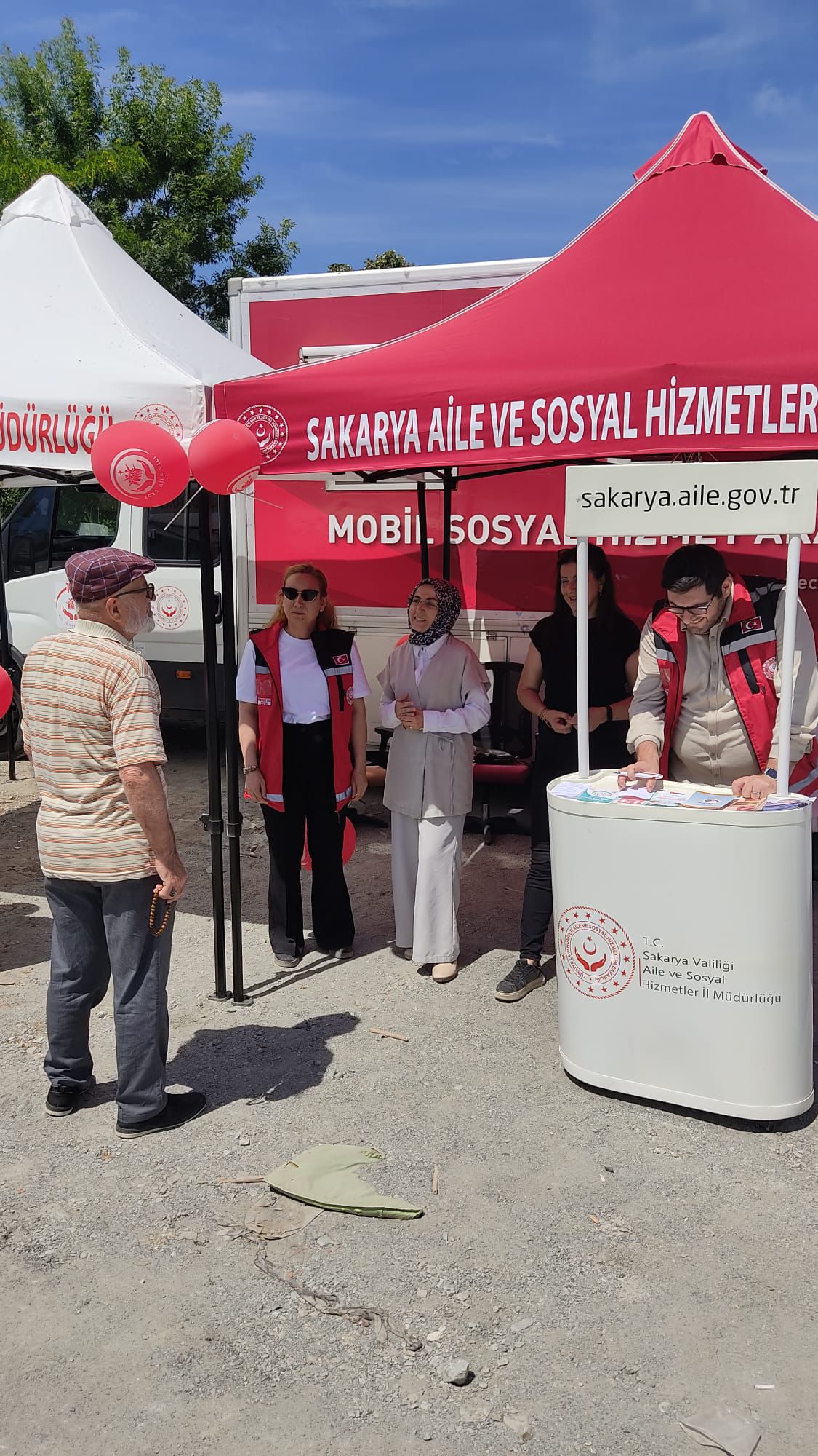 Mobil Sosyal Hizmet Aracımızla Sapanca İlçemizdeki Vatandaşlarımızın Yanındayız