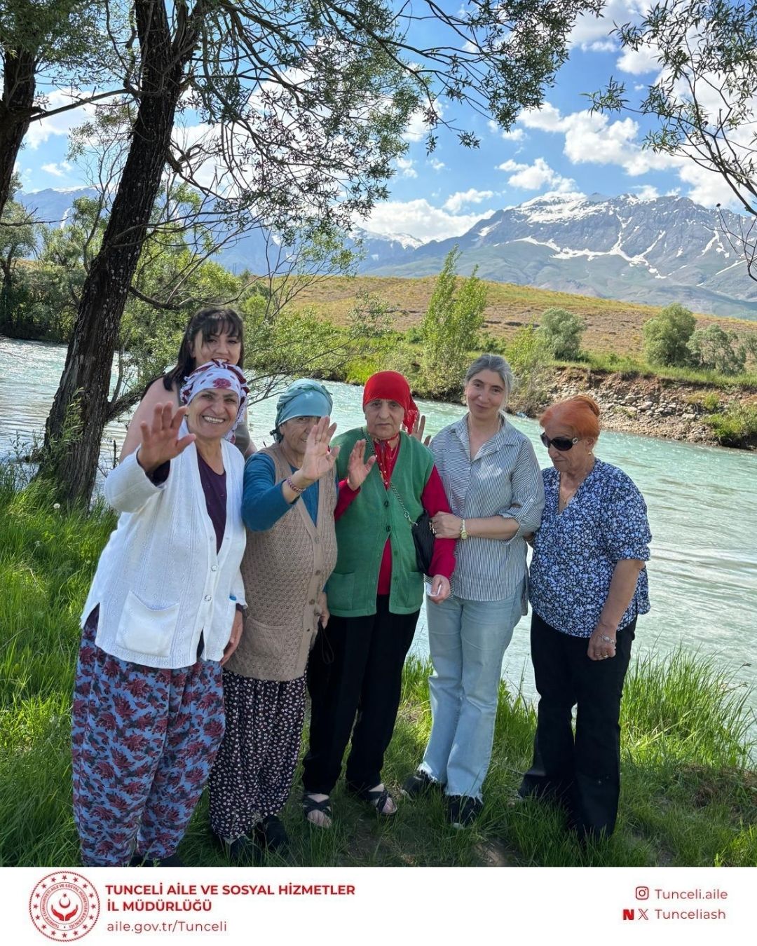 Toki Huzurevi Yaşlı Bakım ve Rehabilitasyon Merkezi Müdürlüğü Sakinlerimize Yönelik Piknik Programı Düzenlendi
