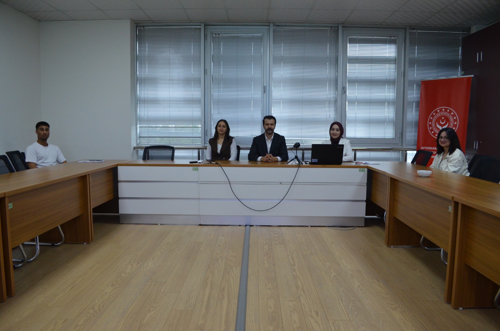 İş Hayatına Uyum Semineri Gerçekleştirildi