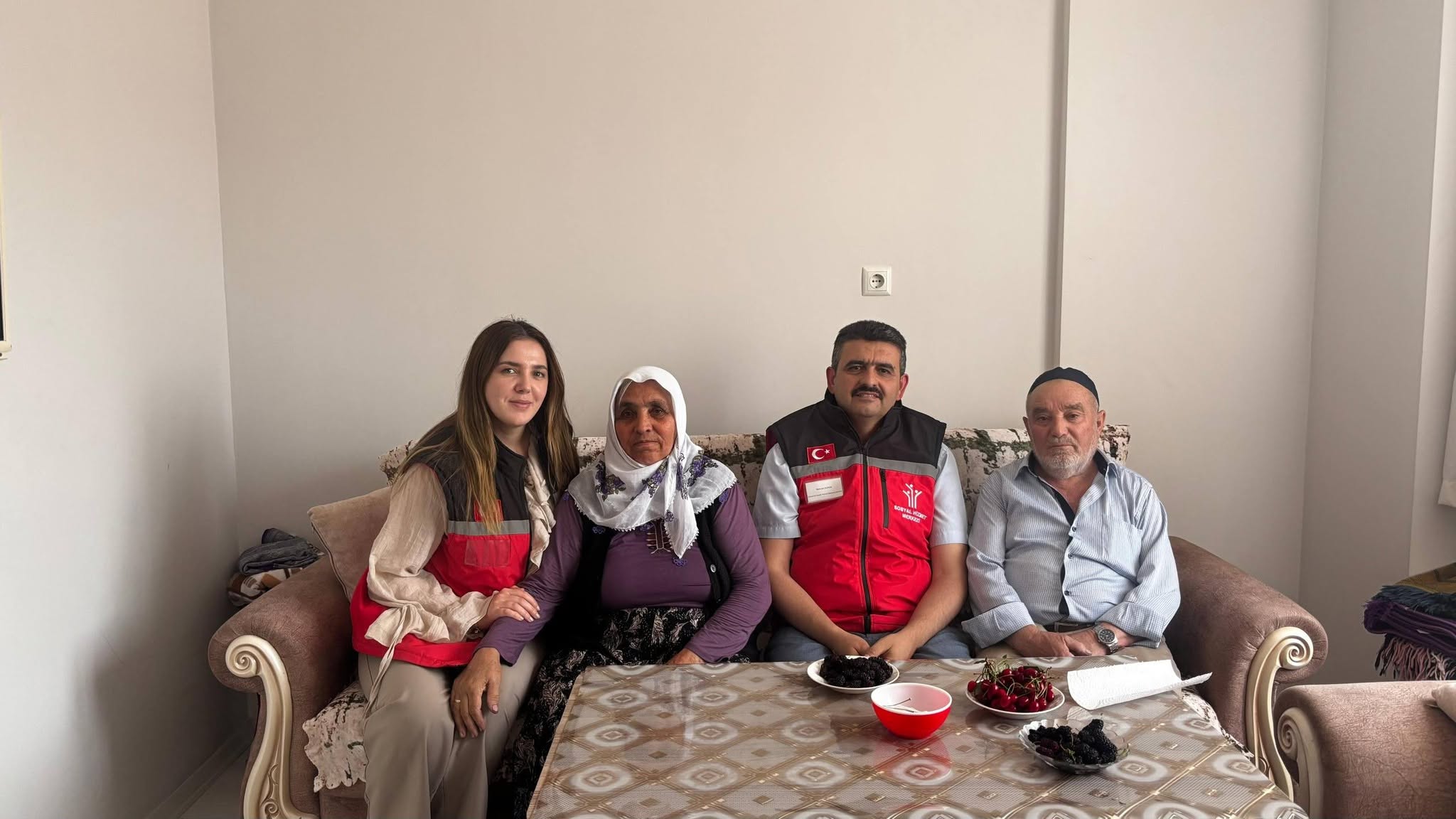 Osmancık Sosyal Hizmet Merkezi’nden Şehit Babalarına Babalar Günü Ziyareti.