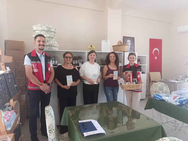Salihli Kadın Girişimi Kooperatifinde Kadın Hizmetleri Tanıtıldı