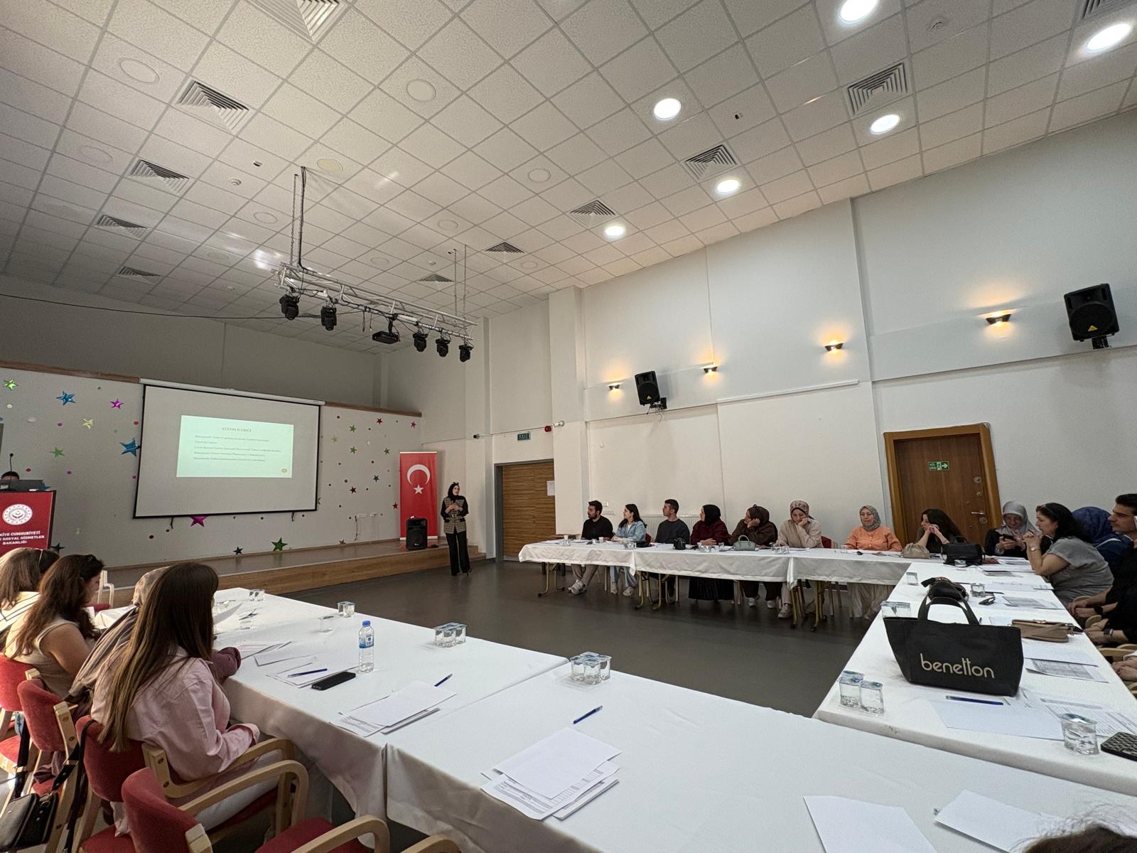 Meslek Elemanlarına Yönelik Danışmanlık Tedbiri Uygulamaları Eğitimi Düzenlendi.