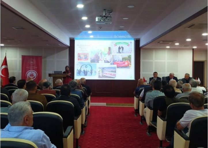 Of Kaymakamı Sayın Eşref Akça Başkanlığında İlçe Muhtarlarına Yönelik Bilgilendirme Sunumu Gerçekleştirildi.