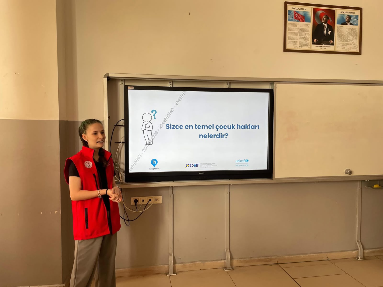  Çocuklar Haklarını Akranlarından Öğreniyor Geleceğe Güvenle Yürüyor