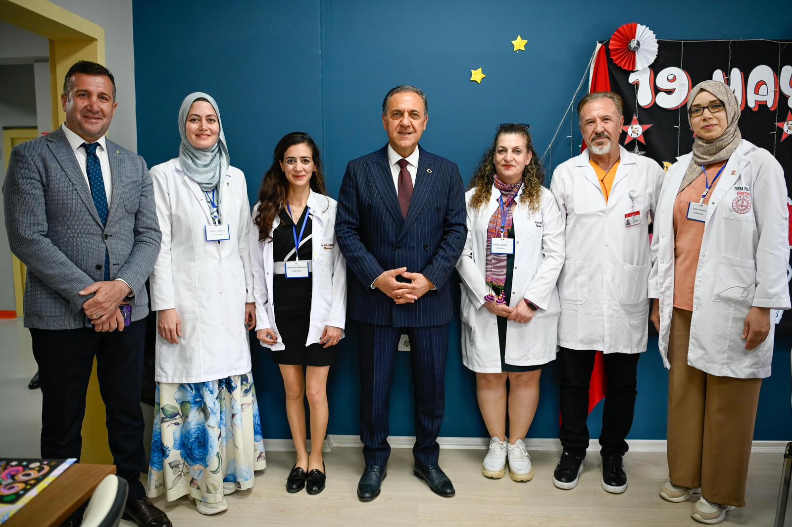 Valimiz Dr. Ahmet Hamdi Usta ve İl Müdürümüz Arif Laçin’den Özel Bireylerimize Anlamlı Ziyaret 