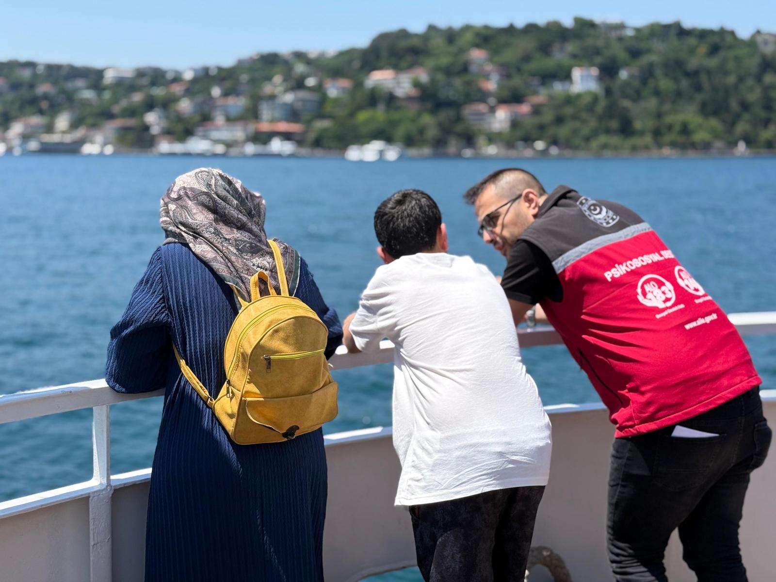Koruyucu Aile Günü’nde Farkındalığı Büyütüyor, Ailelerimizle Buluşuyoruz