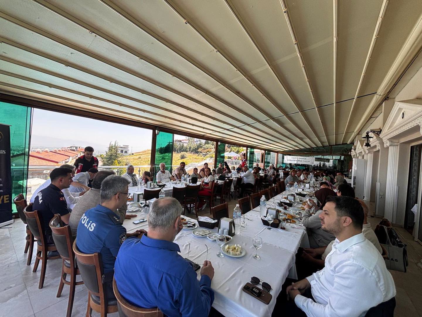 30 Haziran Koruyucu Aile Günü Kapsamında Kahvaltı Programı Gerçekleştirildi