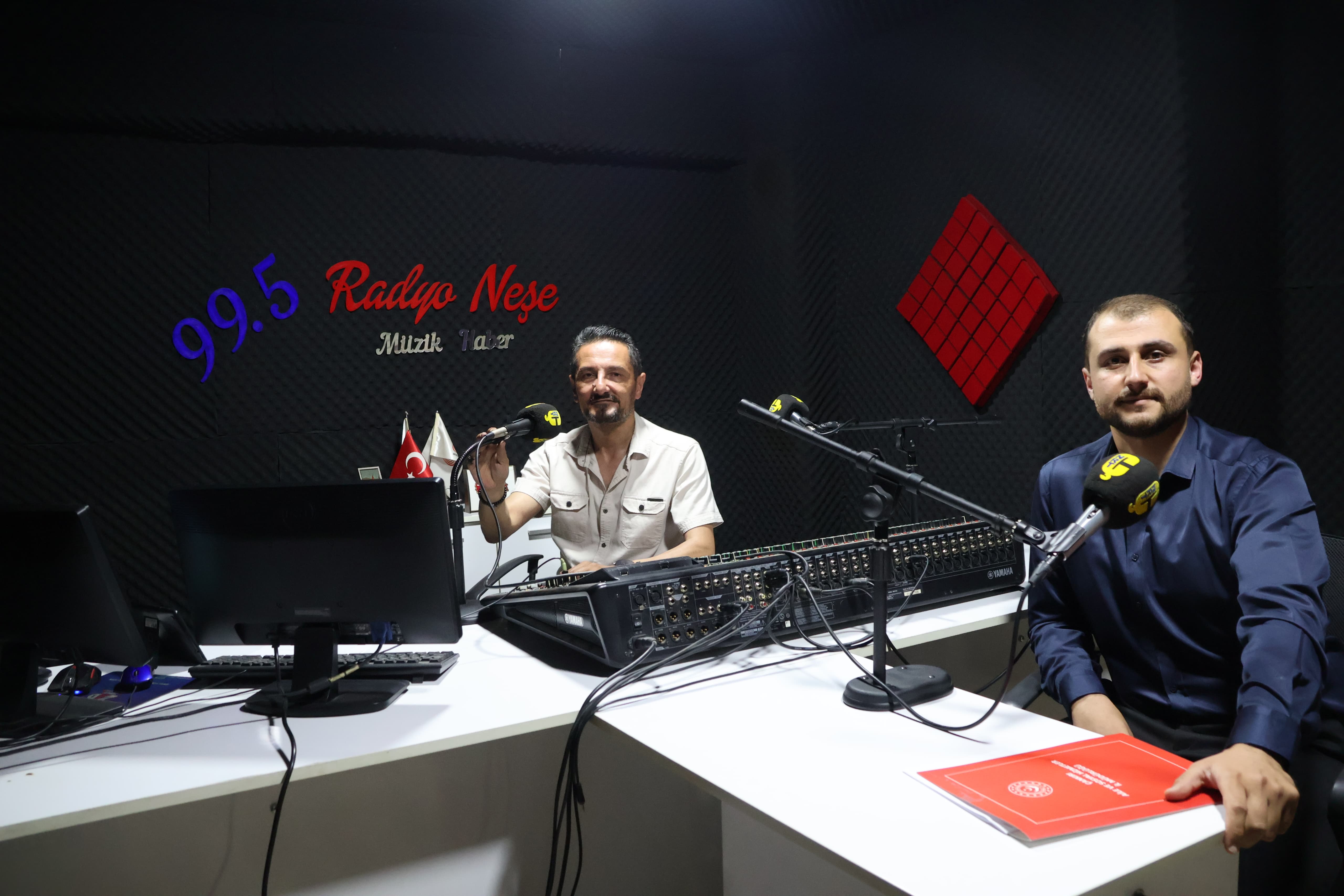 Koruyucu Aile Hizmeti Radyo Neşe'de Anlatıldı