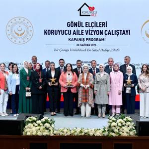 Emine Erdoğan Hanımefendi ve Bakanımız Göktaş "Gönül Elçileri Koruyucu Aile Vizyon Çalıştayı Kapanış Programı"na katıldı - fotoğraf 30