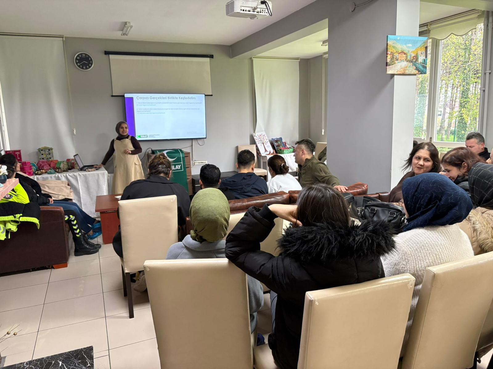 Koruyucu Aile Hizmeti tanıtımı konulu eğitimler düzenlenmiştir.