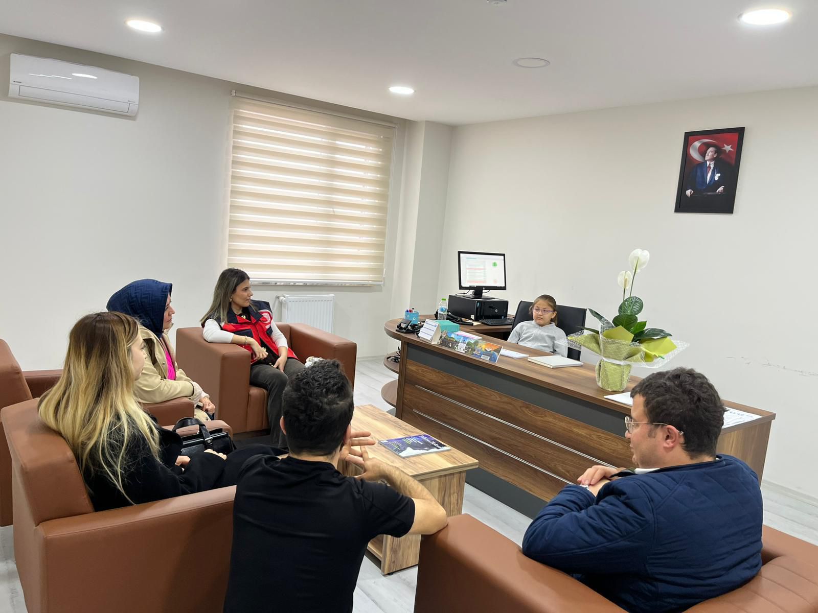 Bugün makamlar çocuklara, umut yarınlara emanet!