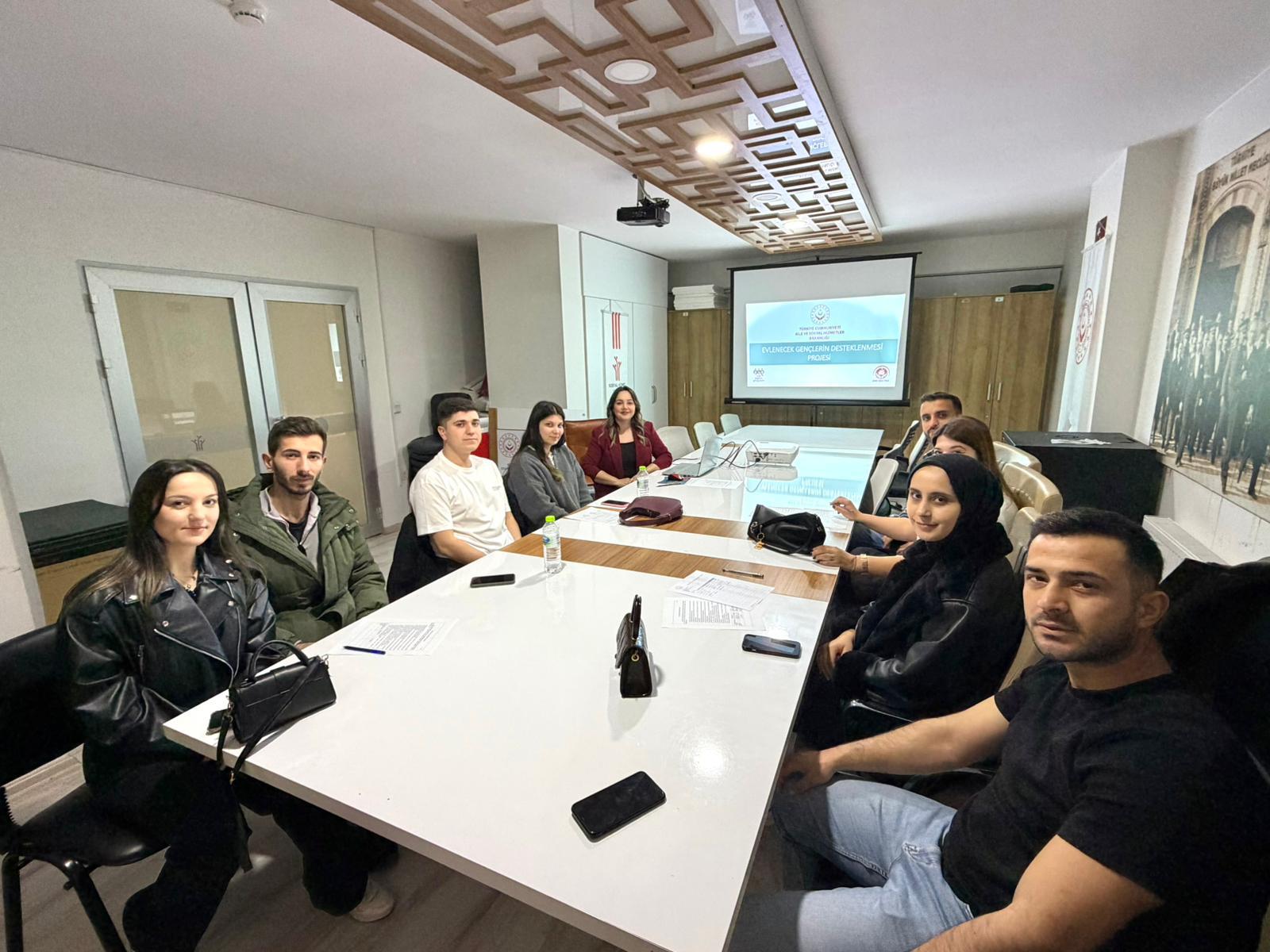 Evlilik Öncesi Eğitim ve Koruyucu Aile Tanıtımı gerçekleştirilmiştir.