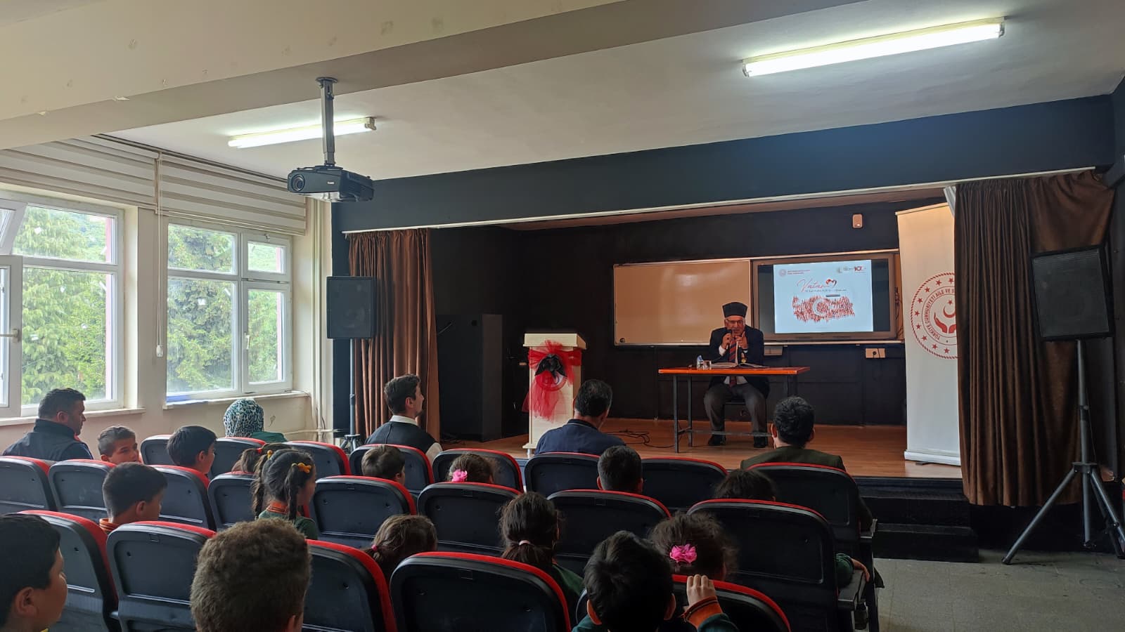 Piraziz Bozat YBO’da “Vatan ve Kahramanlık Buluşmaları” Programı Düzenlendi