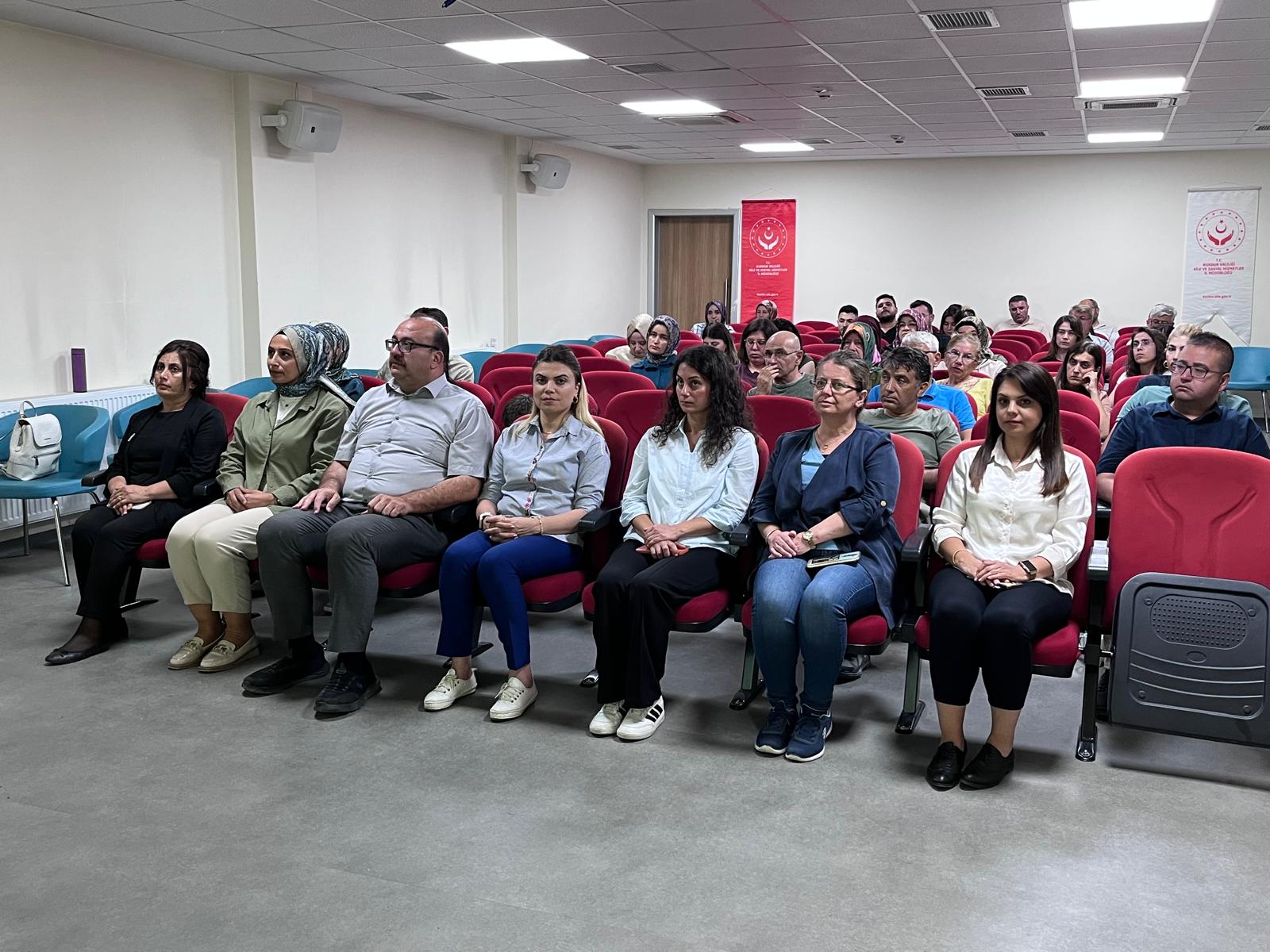  Çocuklara Yaklaşım Teknikleri Eğitimi Gerçekleştirildi