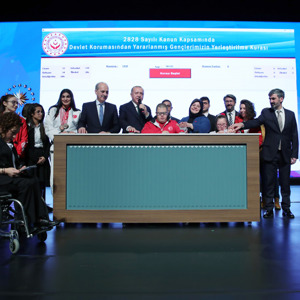 The placement of our young people who benefited from disabled and state protection in public  institutions was realized with the participation 	 of President ERDOĞAN and Minister SELÇUK  - fotoğraf 1