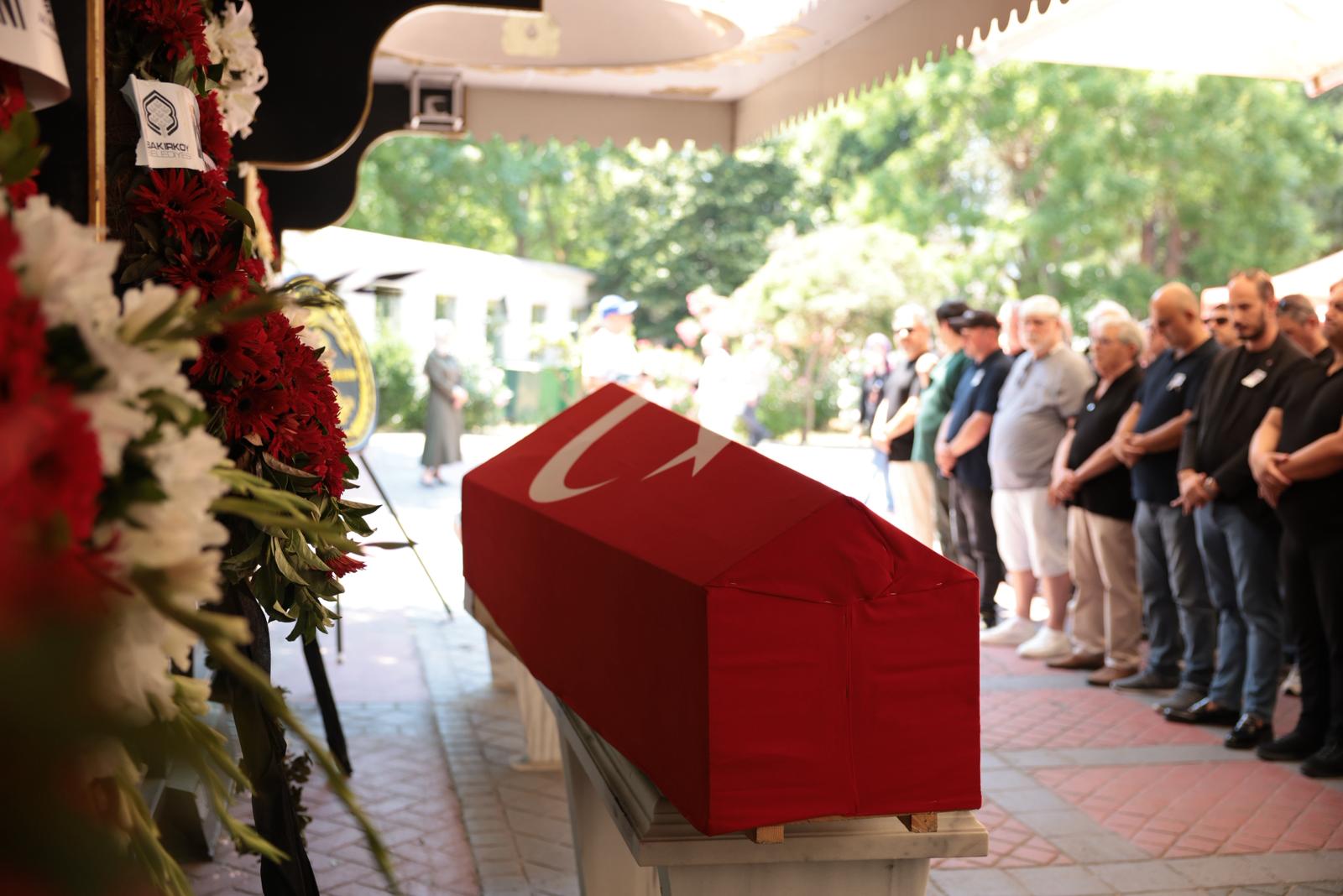 Merhum Gazimiz Jandarma Onb. Ayhan Öznur’un Cenaze Törenine İl Müdürümüz Sn. Ömer Turan Katılım Sağladı