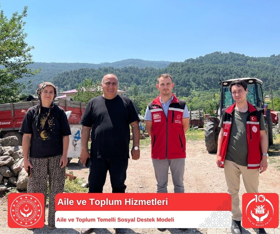 Sındırgı'da Muhtarlara Sosyal Hizmet Bilgilendirmesi