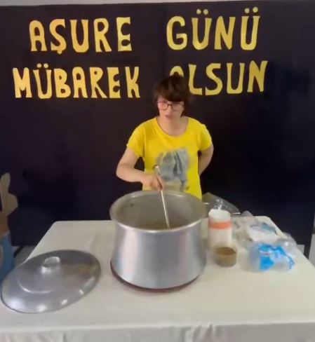 Gündüzlü Bakım Rehabilitasyon ve Aile Danışma Merkezimizde Aşure Bereketi Paylaşıldı
