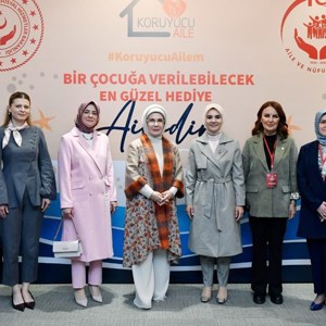 Emine Erdoğan Hanımefendi ve Bakanımız Göktaş "Gönül Elçileri Koruyucu Aile Vizyon Çalıştayı Kapanış Programı"na katıldı - fotoğraf 14