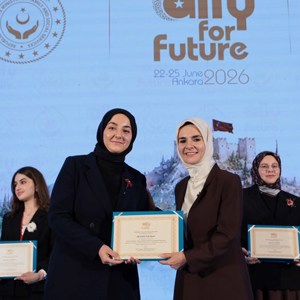 Bakanımız Göktaş, "ALLY for Future: Genç Müslüman Kadınlar Liderlik Programı"nın kapanışında konuştu - fotoğraf 8