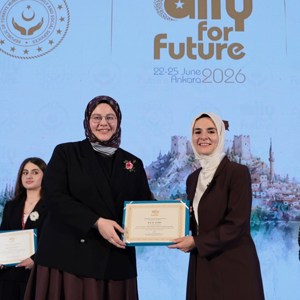 Bakanımız Göktaş, "ALLY for Future: Genç Müslüman Kadınlar Liderlik Programı"nın kapanışında konuştu - fotoğraf 7