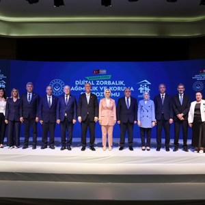 Aile ve Sosyal Hizmetler Bakanımız Göktaş, KKTC'de düzenlenen sempozyumun açılışında konuştu - fotoğraf 3