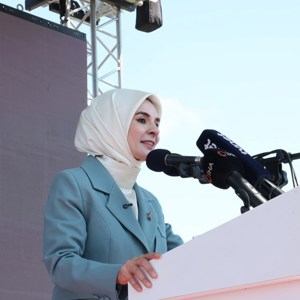 Bakanımız Göktaş, "Bilge Çocuk Canım Ailem Kısa Hikaye Yarışması" Ödül Töreni'ne katıldı - fotoğraf 1