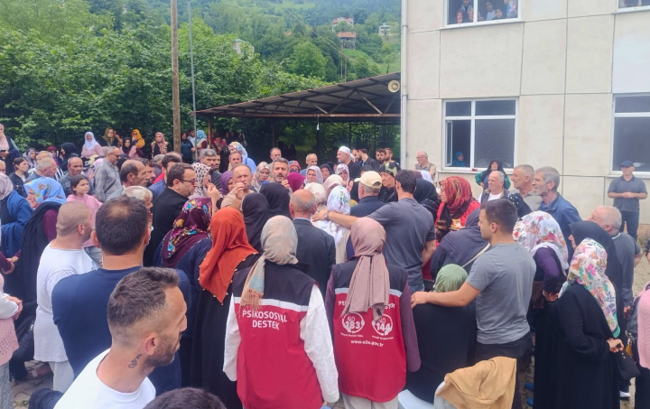 Gürgendağ Mahallesinde Meydana Gelen Elim Olayın Ardından Aileye Psikososyal Destek Çalışmaları Başlatıldı.