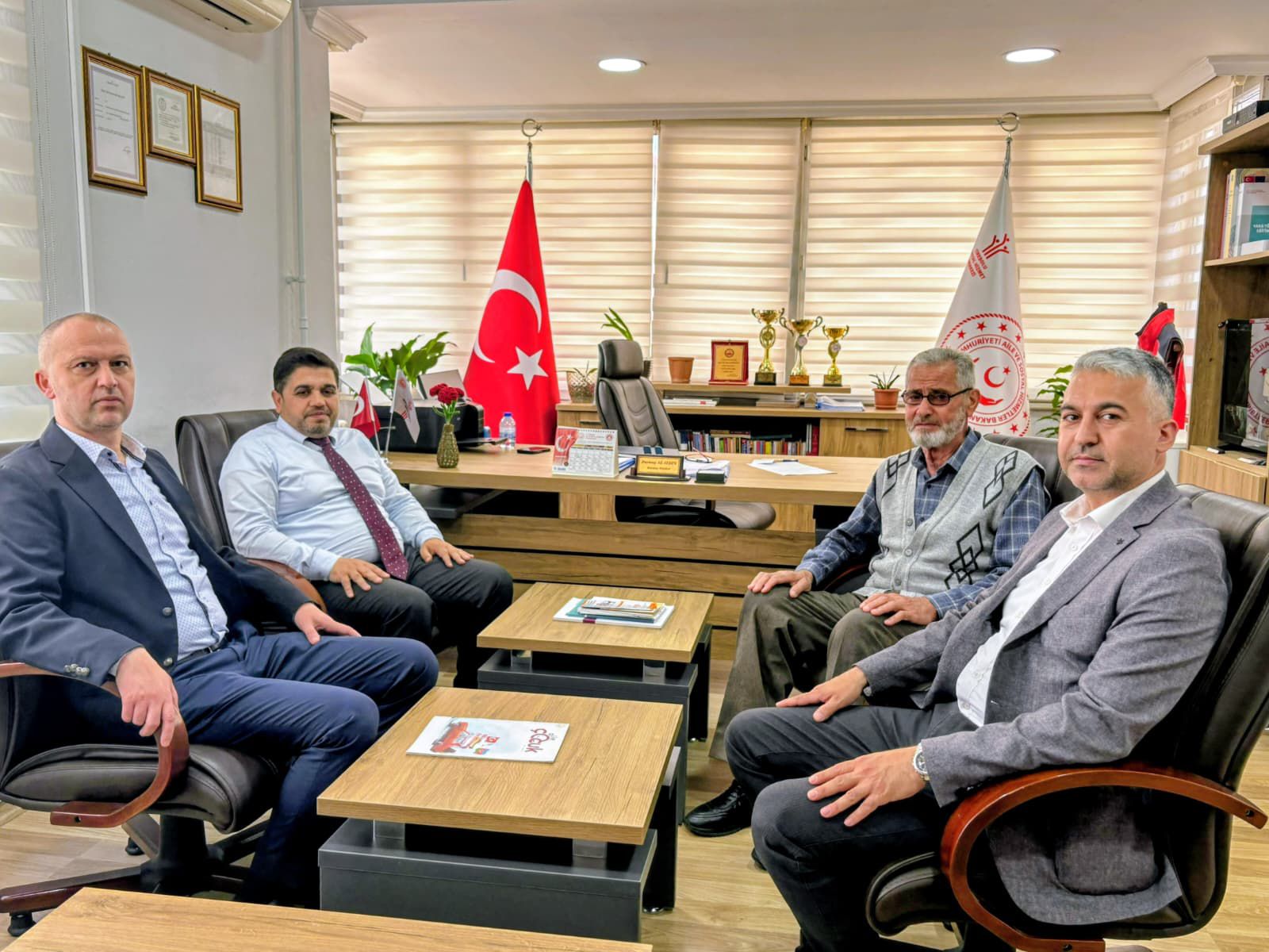 İl Müdürümüz Kahraman Kıbrıs Gazimiz Selahattin BOSTAN’ı Ziyaret Etti
