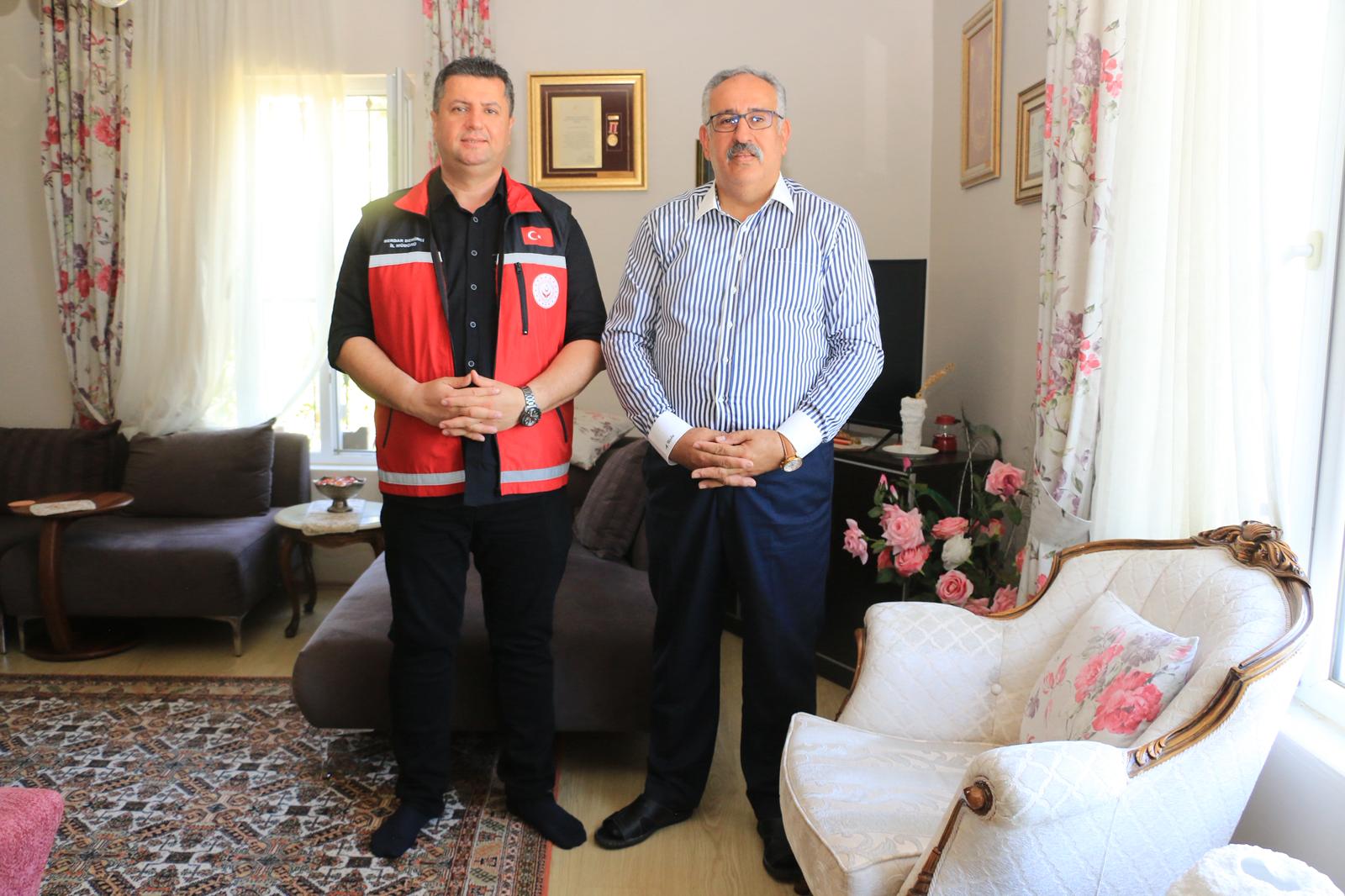 İL MÜDÜRÜMÜZ SERDAR DEMİRCİ 15 TEMMUZ GAZİMİZ ALİ USLU'YU ZİYARET ETTİ