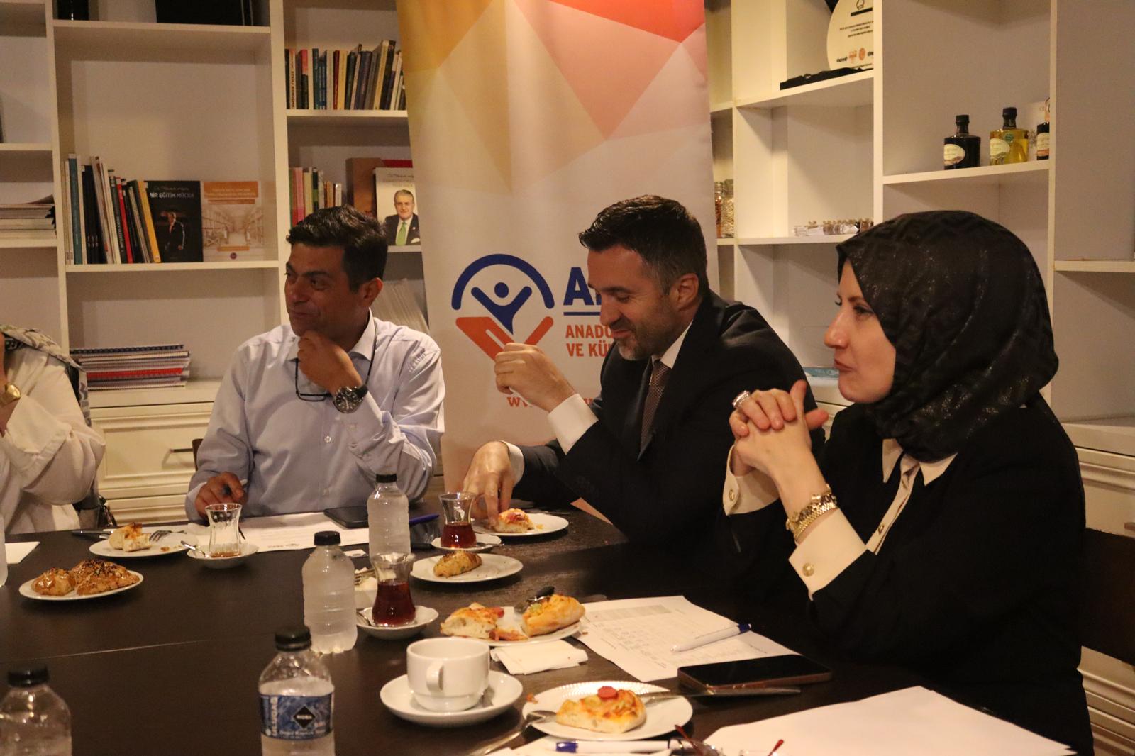 Lezzetin Birleştirdiği Gönüller