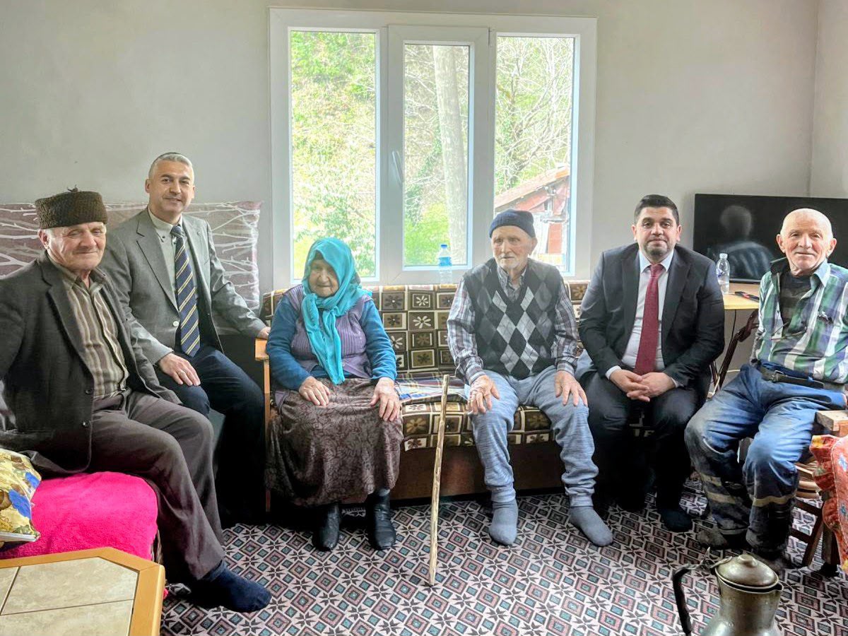 İl Müdürümüz, Kore Gazimiz Halil TOPKARA’yı ziyaret etti.