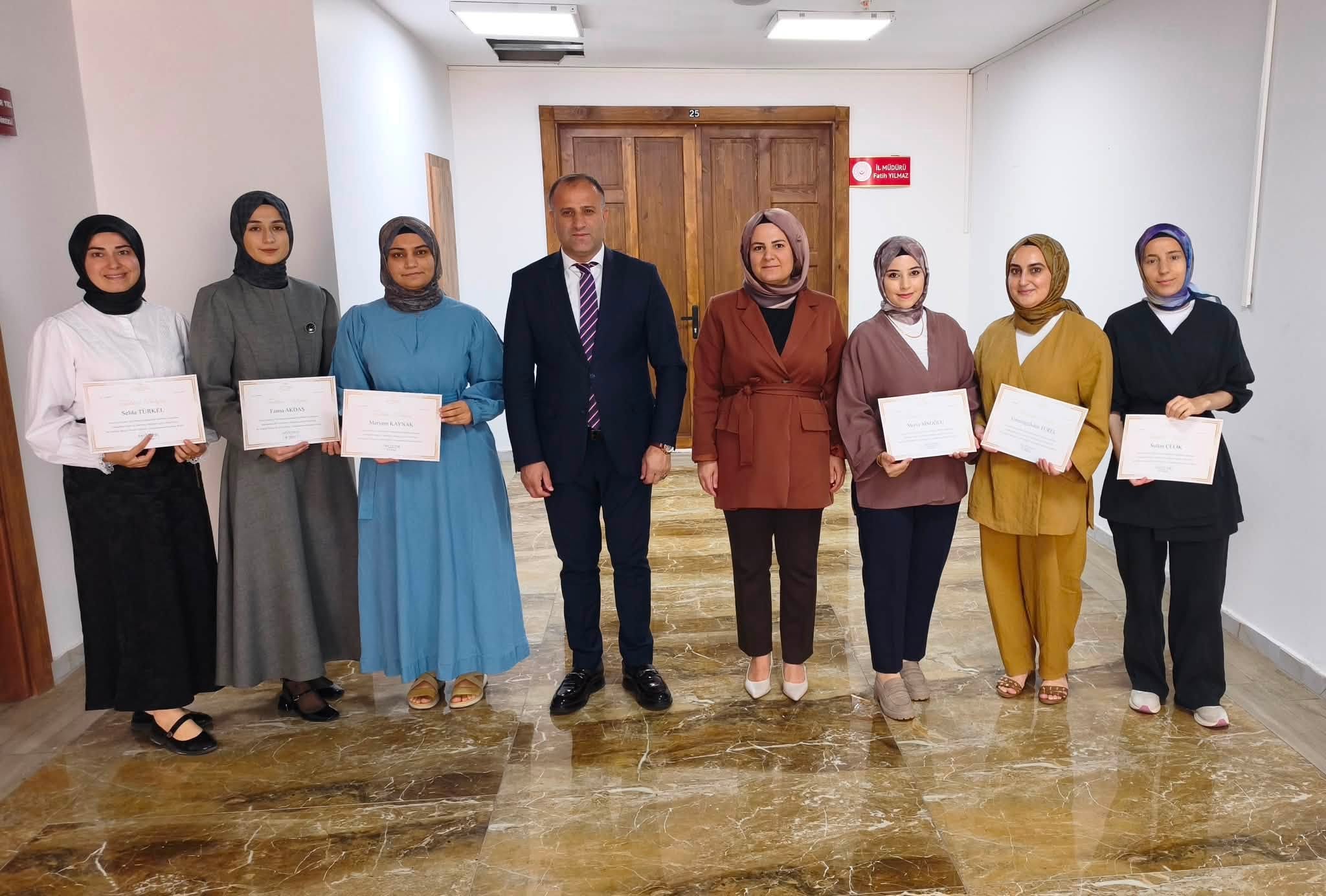 Koruyucu Aile Hizmetlerine Emek Veren Personelimize Teşekkür