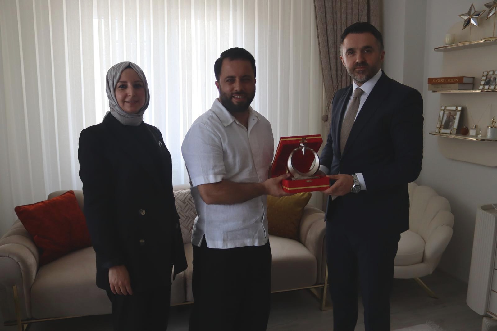 Sevinçte de Birlikteyiz