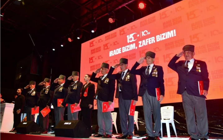 253 Kahramanımızı Trabzon’da Hemşehrilerimizin Yoğun Katılımıyla Rahmet Ve Minnetle Yâd Ettik.