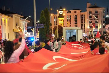 15 Temmuz Demokrasi ve Millî Birlik Günü kapsamında Cumhuriyet Meydanı’nda düzenlenen anma programına, İl Müdürlüğümüz personeli ile birlikte katılım sağladı.