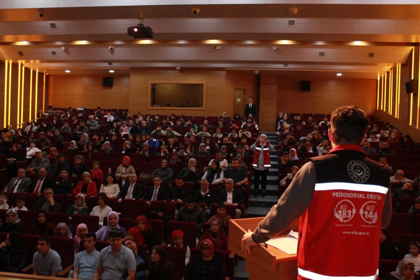 Boyabat’ta Engelliler Haftası Kapsamında Ailelerle Anlamlı Buluşma