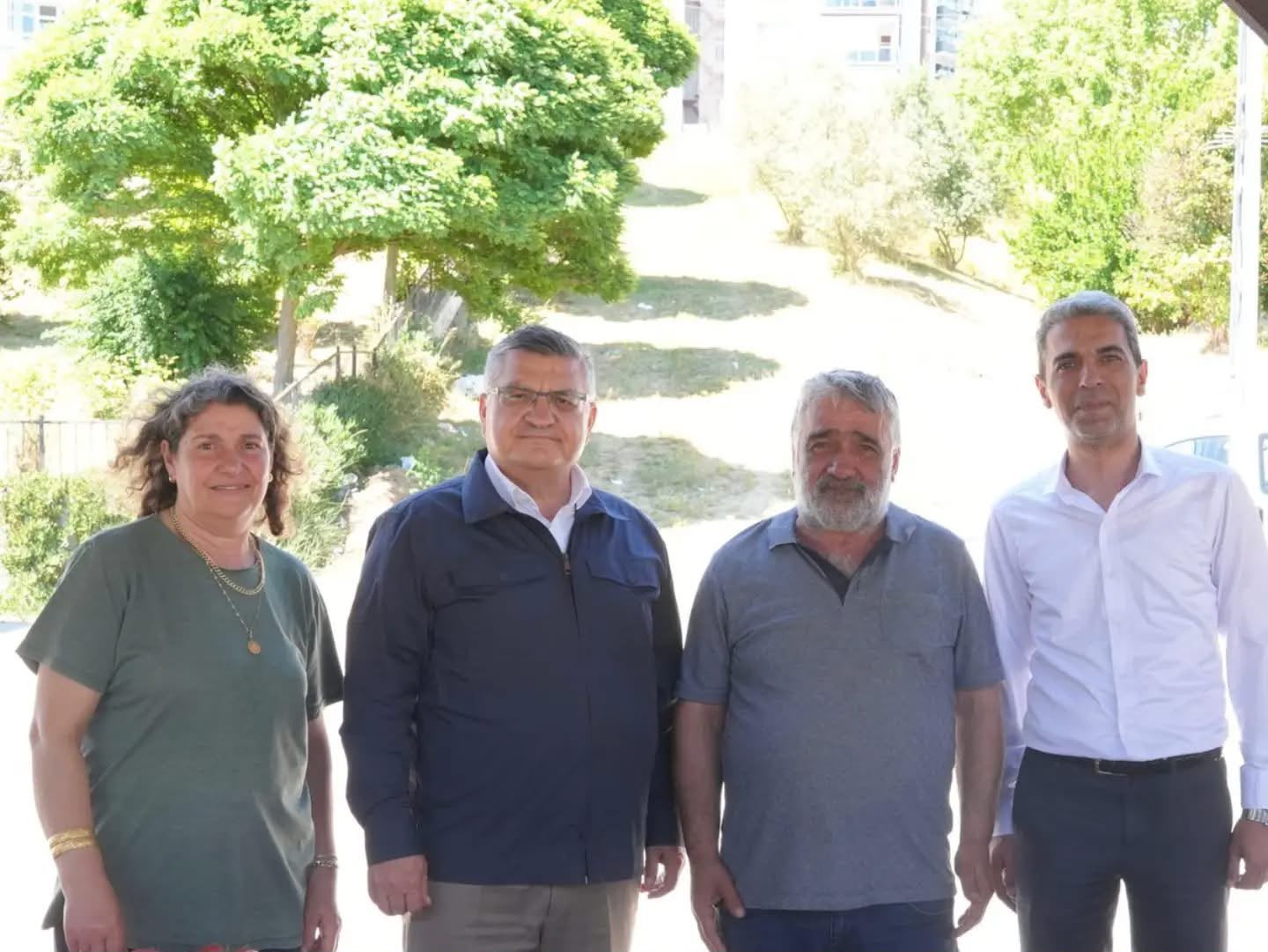 Vali Özarslan'dan Şehit Babasına Babalar Günü Ziyareti