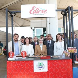 Aile ve Sosyal Hizmetler Bakanımız Göktaş Kapıkule'de gurbetçileri karşıladı - fotoğraf 8