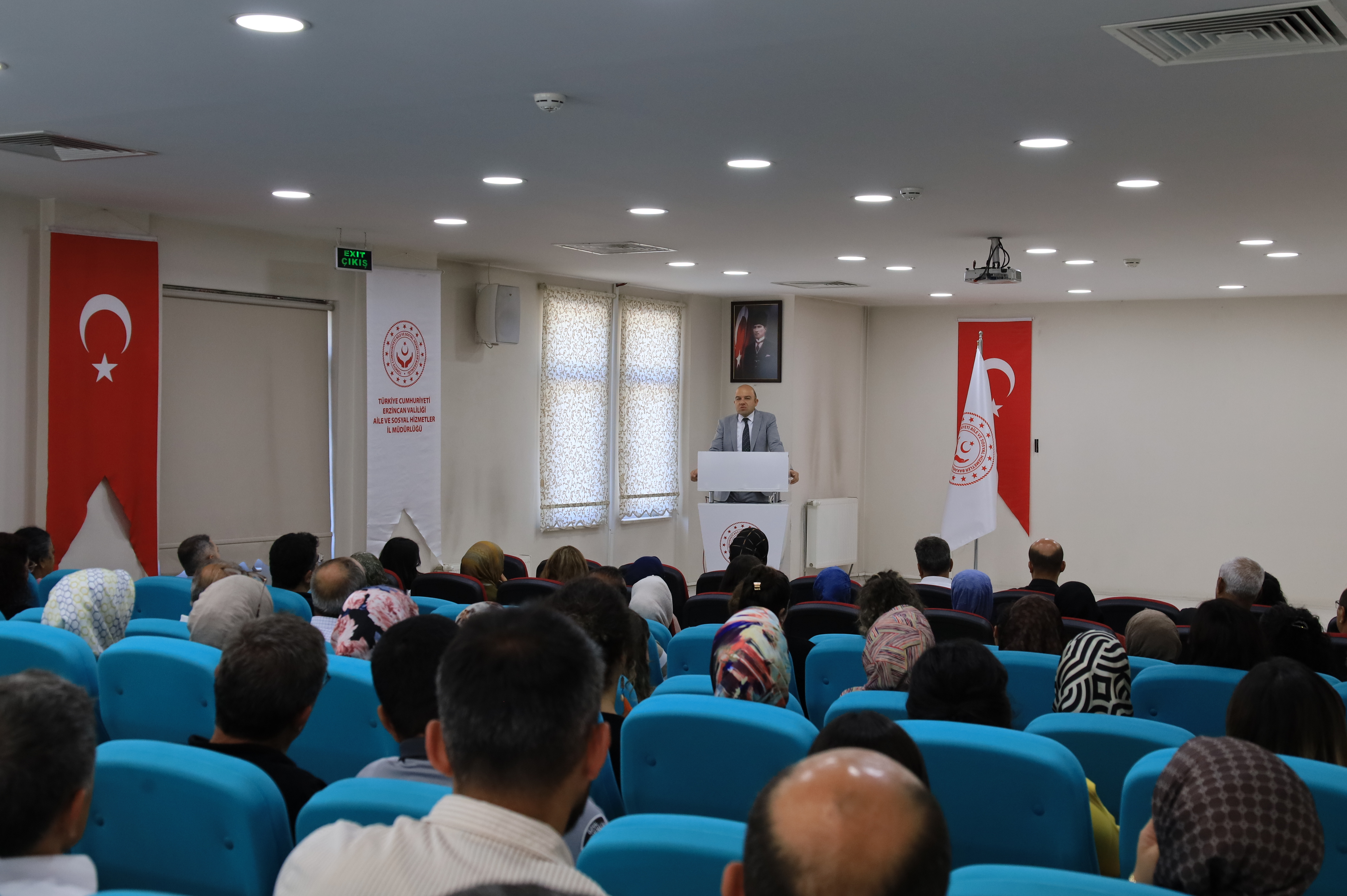  Aile Ve Sosyal Hizmetler Bakanlığı İller Arası 2026 Yılı 1. Çeyrek Performans Değerlendirmesine Göre Erzincan Aile Ve Sosyal Hizmetler İl Müdürlüğümüz Türkiye İkincisi Oldu.