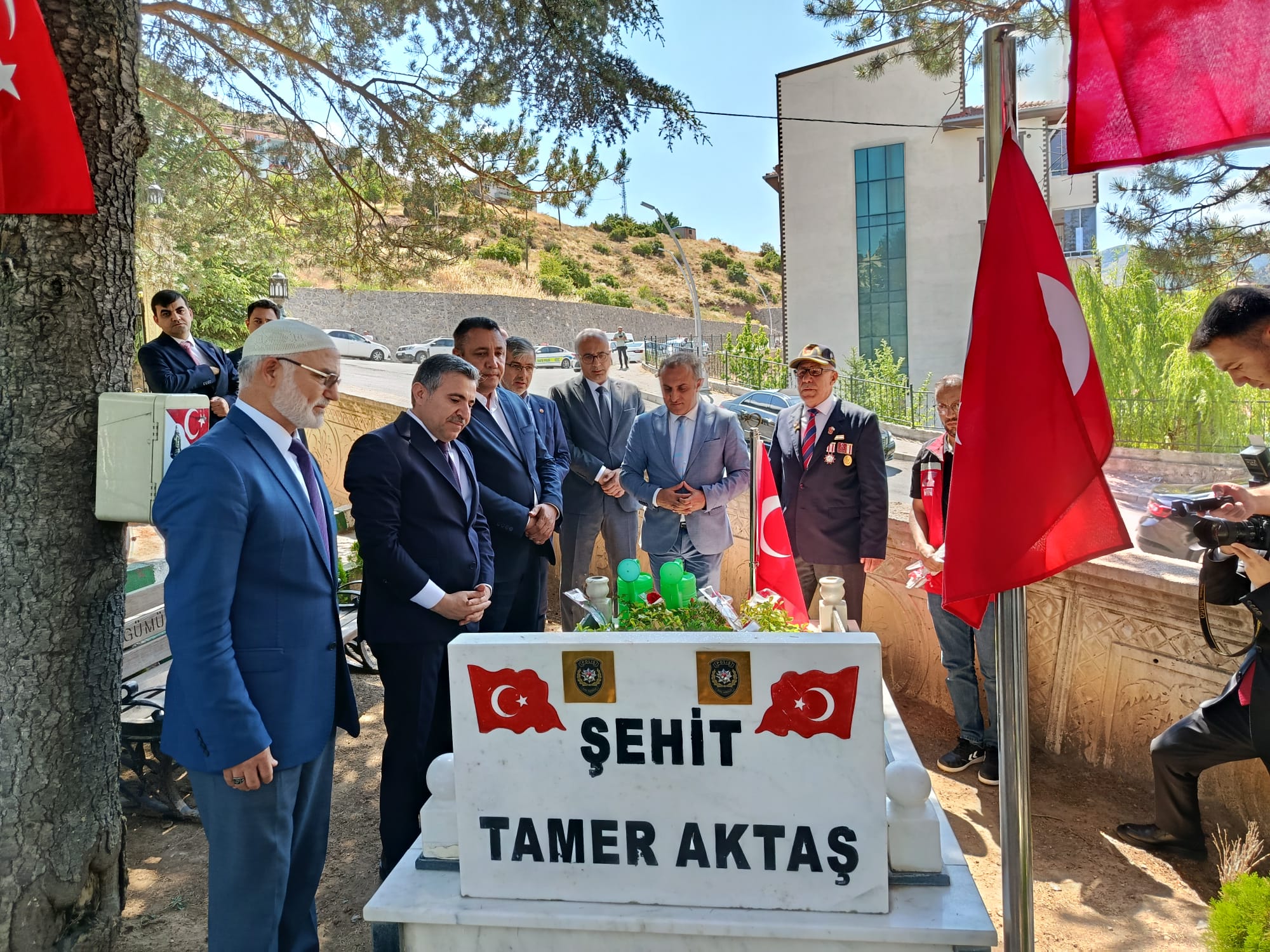 İl Müdürümüz Sayın Dr. Cengiz MADEN' den 15 Temmuz Şehitlerimize Vefa Ziyareti