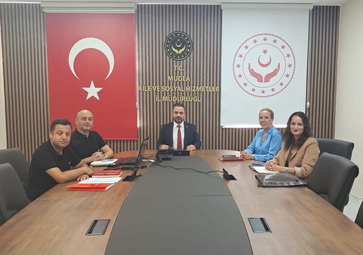İl Müdürümüz Mahmut SELÇUK başkanlığında, İl Müdür Yardımcılarımızın katılımıyla değerlendirme ve koordinasyon toplantısı gerçekleştirildi. 