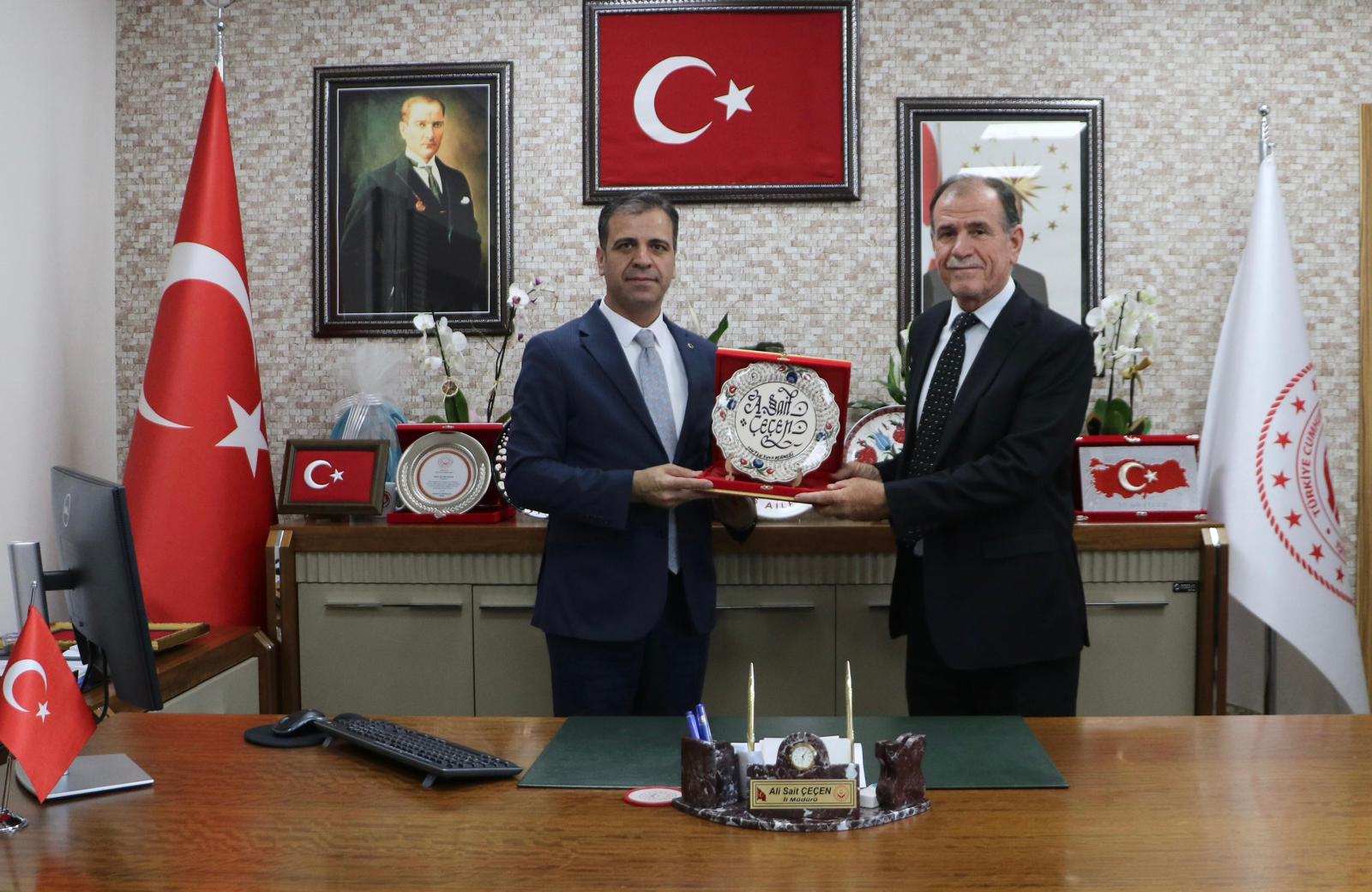 Mutlu Yuva Derneğinden İl Müdürümüze Hayırlı Olsun Ziyareti