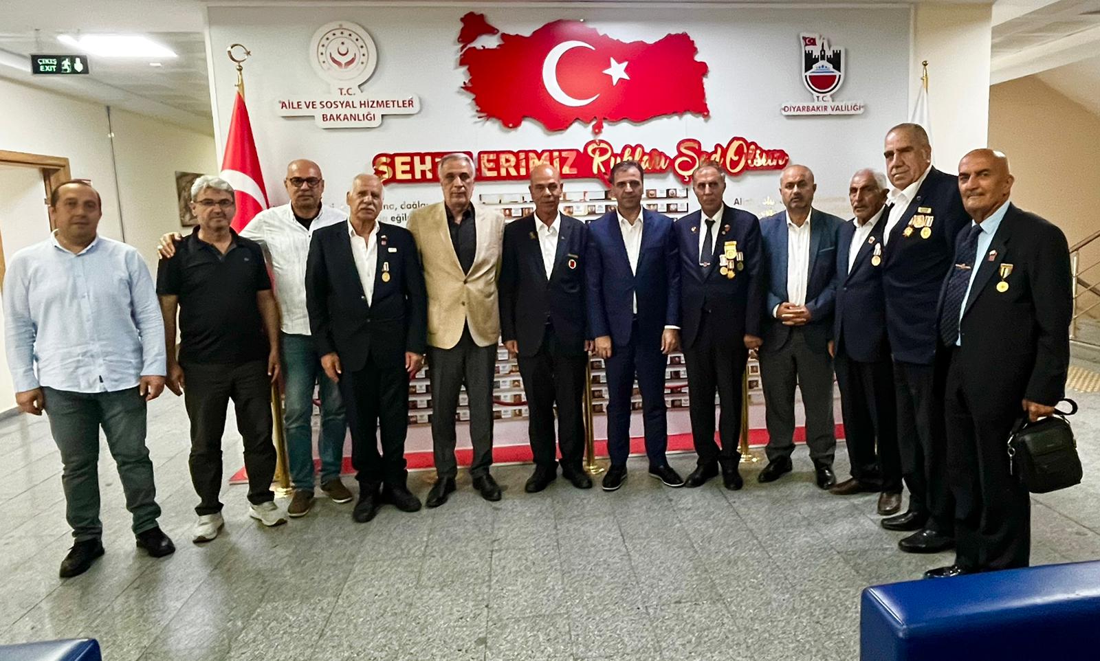Gazi ve Şehit Aileleri Derneklerinden İl Müdürümüze Ziyaret