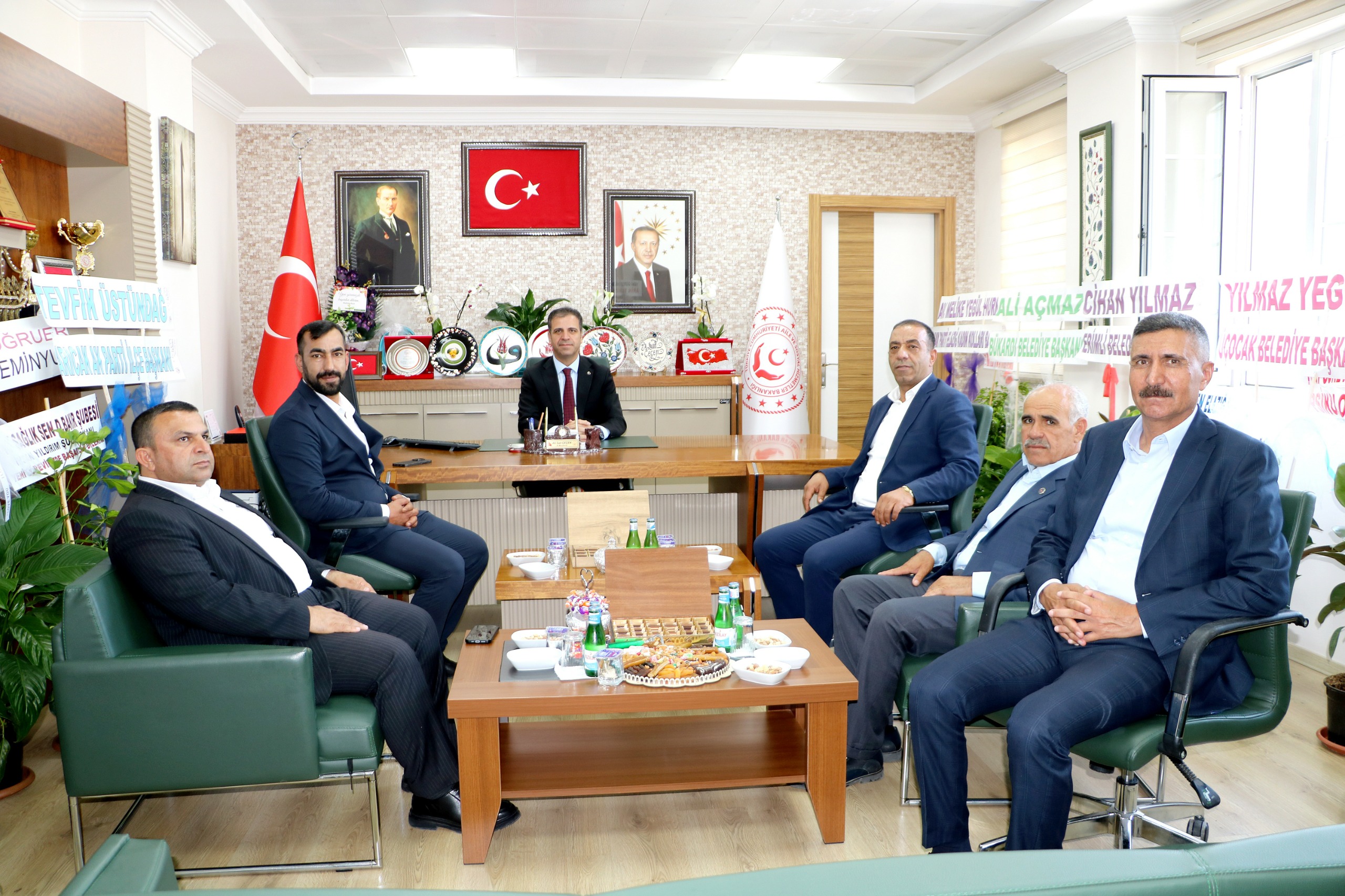 Belediye Başkanları ve AK Parti İlçe Başkanından İl Müdürümüze Ziyaret