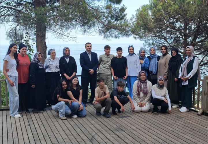İl Müdürümüz Dr. Hüseyin Mollaoğlu, Ailelere Yönelik Düzenlenen Piknik Programına Katıldı.