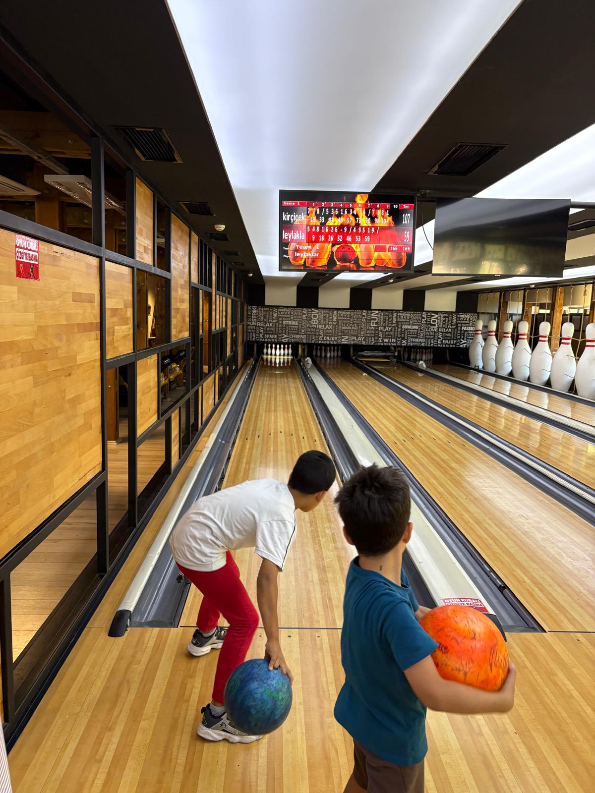 Çocuklarımız Bowling Etkinliğinde Keyifli Anlar Yaşadı