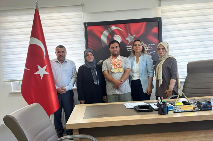 Milli Sporcumuz Abdullah İnan, Ülkemizi Başarıyla Temsil Ederek Önemli Başarılara İmza Attı.